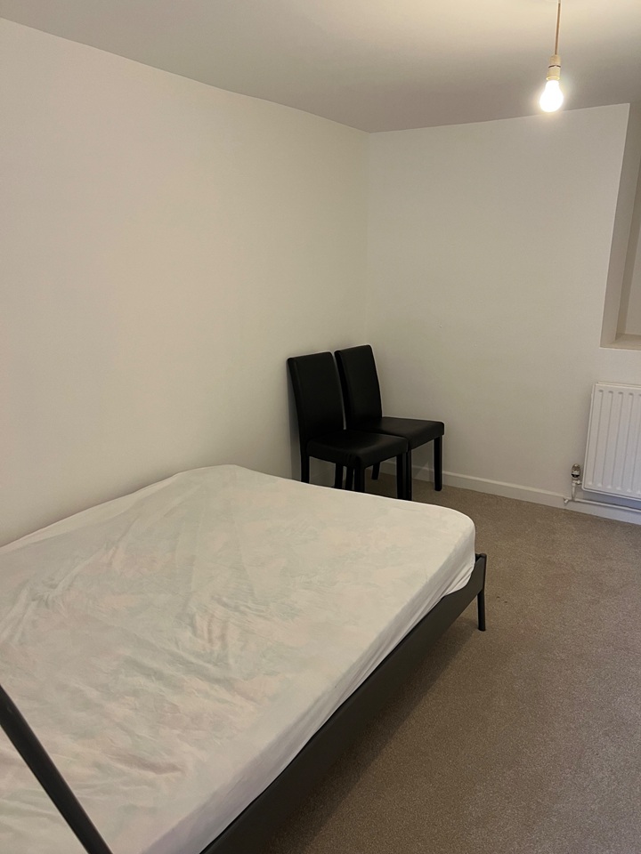 2 Bed Flat, Upper North Street, BN1, N1 7GU photo 5