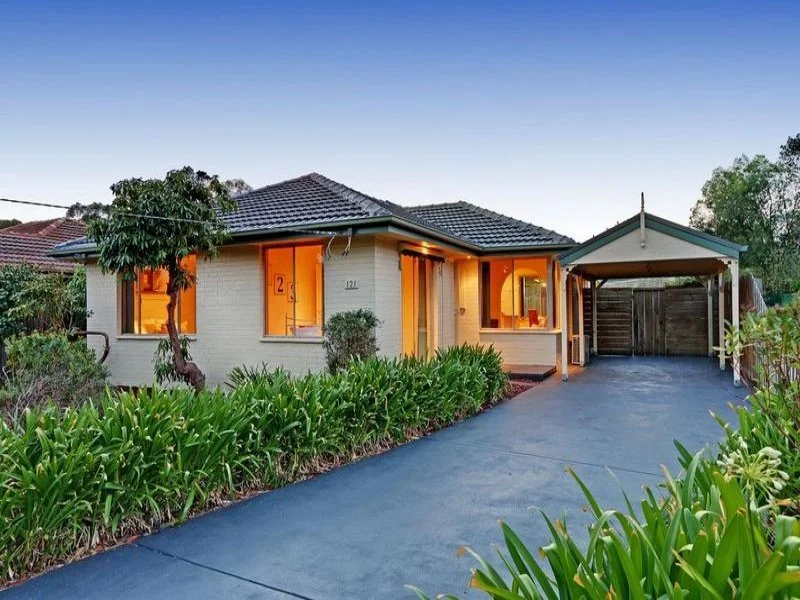 121 Carronvale Road, Mooroolbark VIC 3138