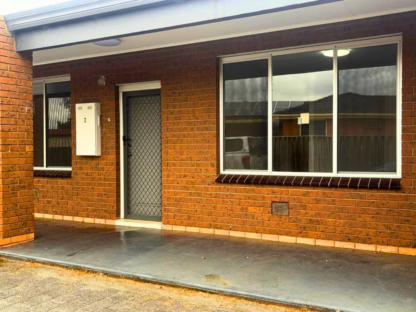 2/12 Parkin Street, Moe VIC 3825