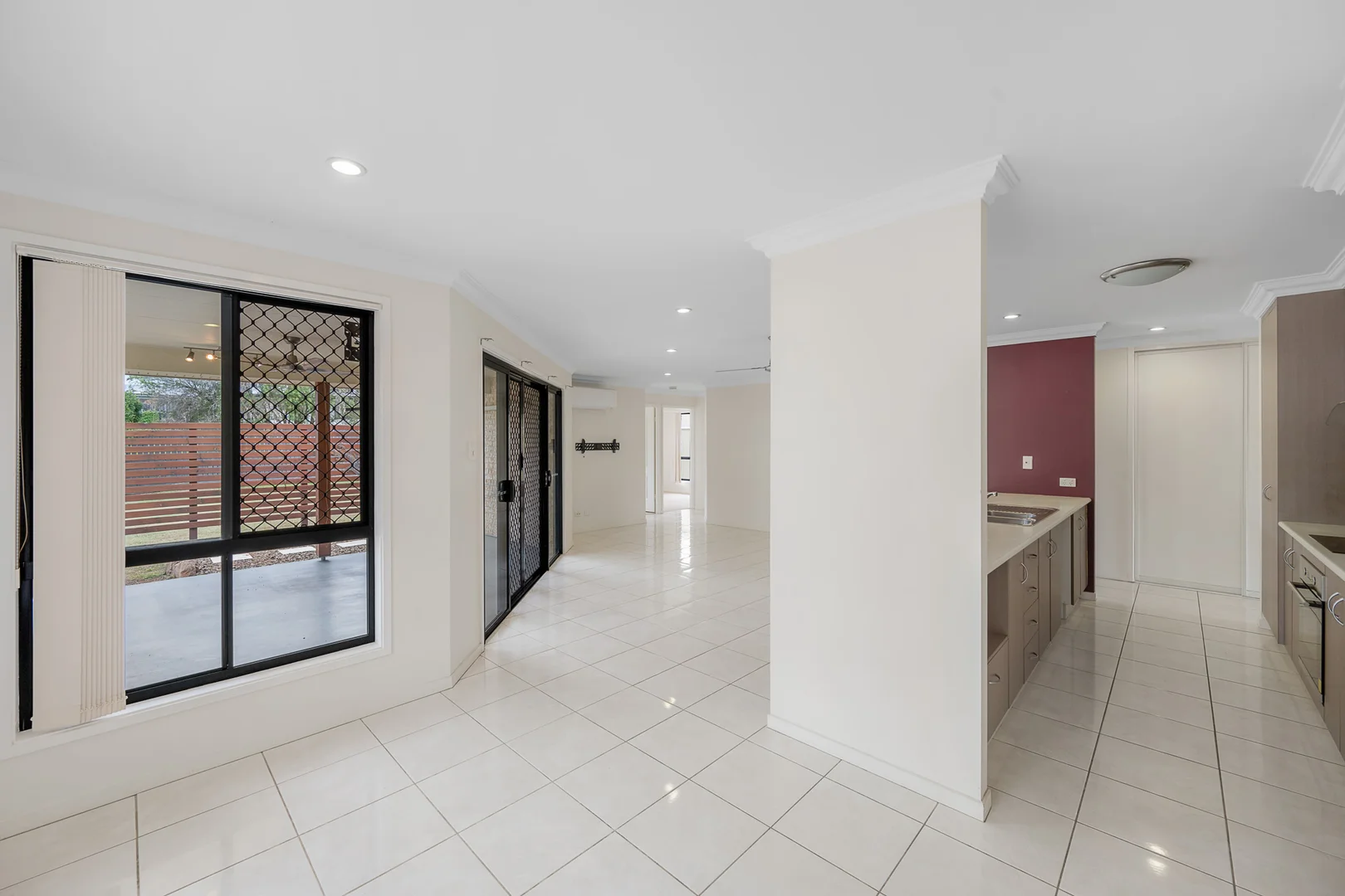 18 Sunpoint Way, Calliope QLD 4680 photo 4
