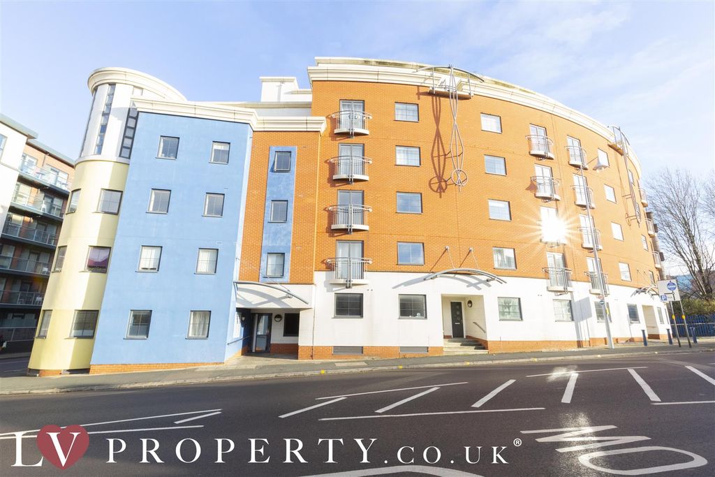 Additional image 2 of 2 bed flat for saleSheepcote Street, Birmingham, West Midlands B16