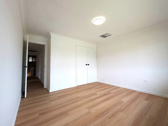 Additional image 4 of 10 Supply Avenue, Lurnea NSW 2170