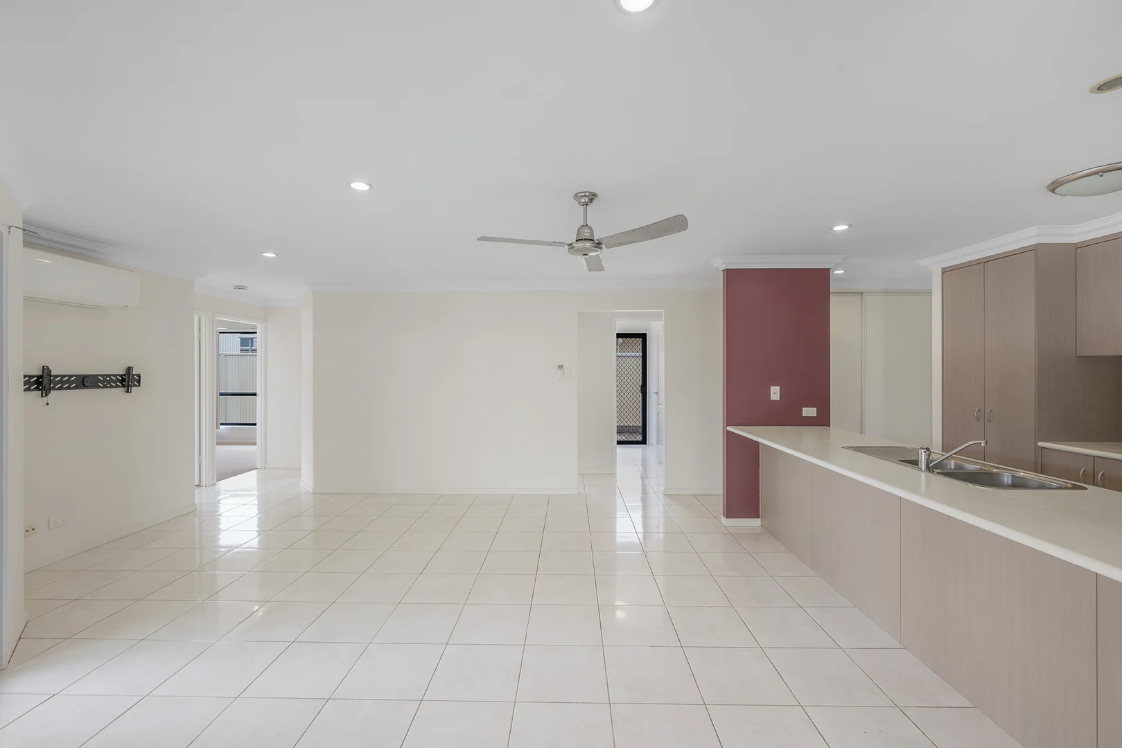18 Sunpoint Way, Calliope QLD 4680 photo 3