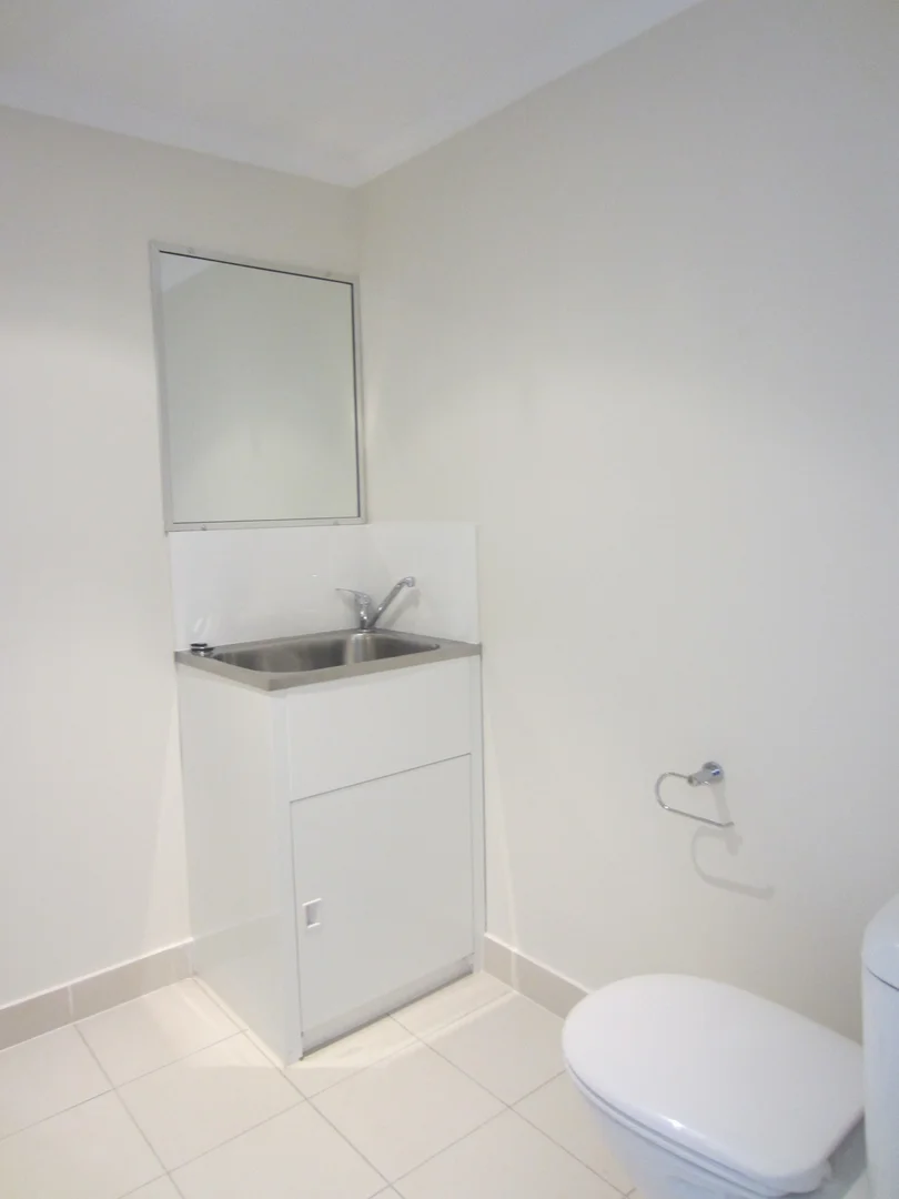Additional image 10 of 3/26 Flinders Street, West Gladstone QLD 4680
