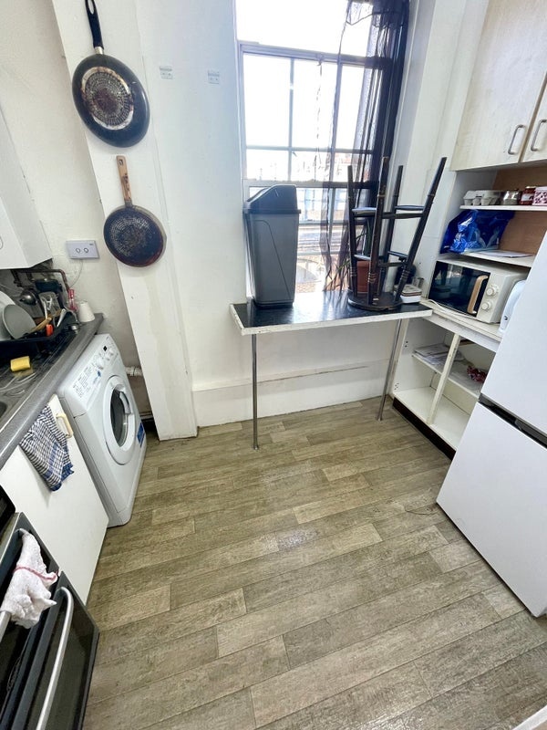 Room in a Shared Flat, Watney Market, E1, N1 7GU photo 4