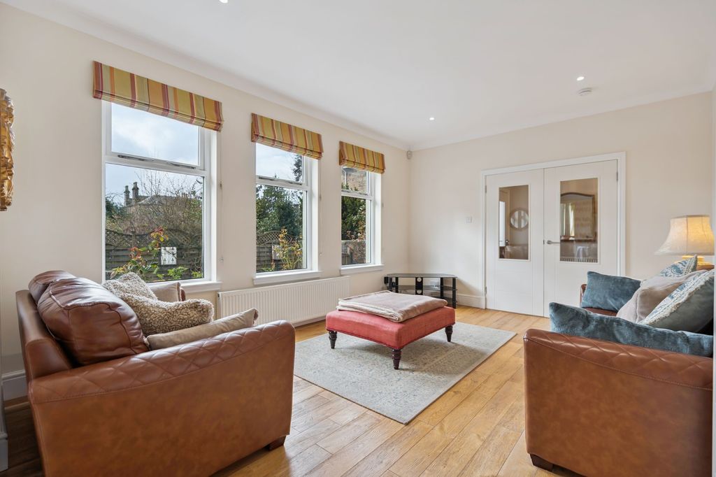 Additional image 4 of 3 bed detached bungalow for saleChalton Road, Bridge Of Allan FK9