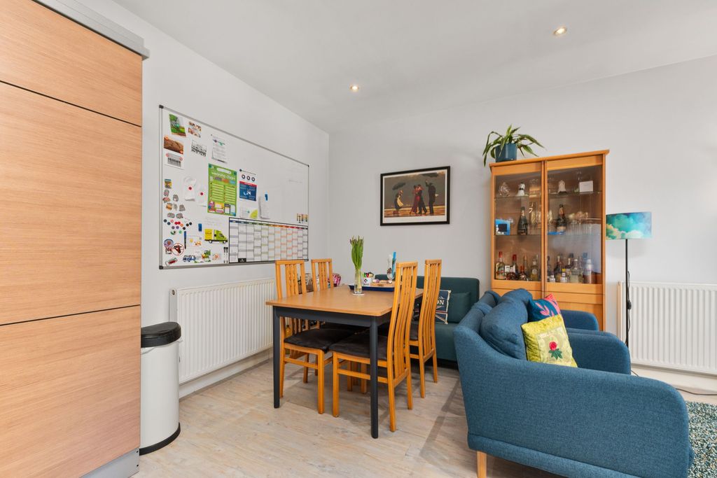 Additional image 6 of 2 bed flat for saleOld School Court, Linlithgow EH49