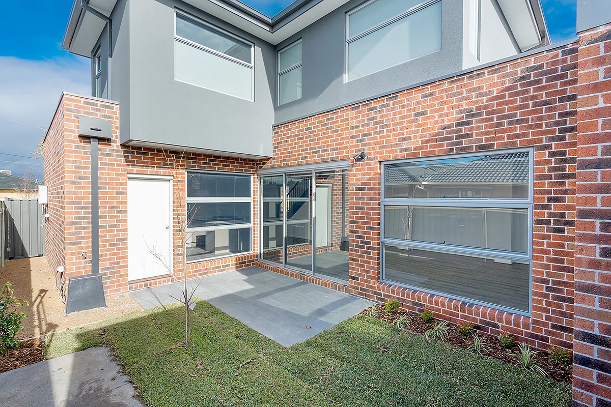 Additional image 16 of 1/13 Parnell Crescent, Gladstone Park VIC 3043