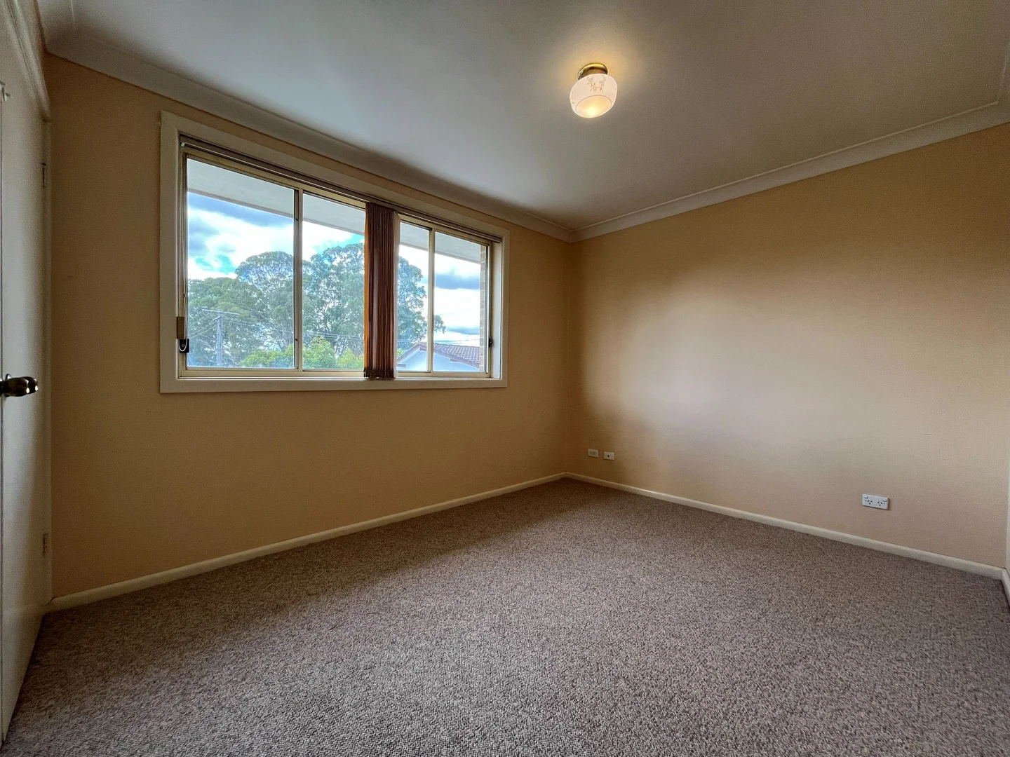 2/61A Grantham Road, Seven Hills NSW 2147 photo 5