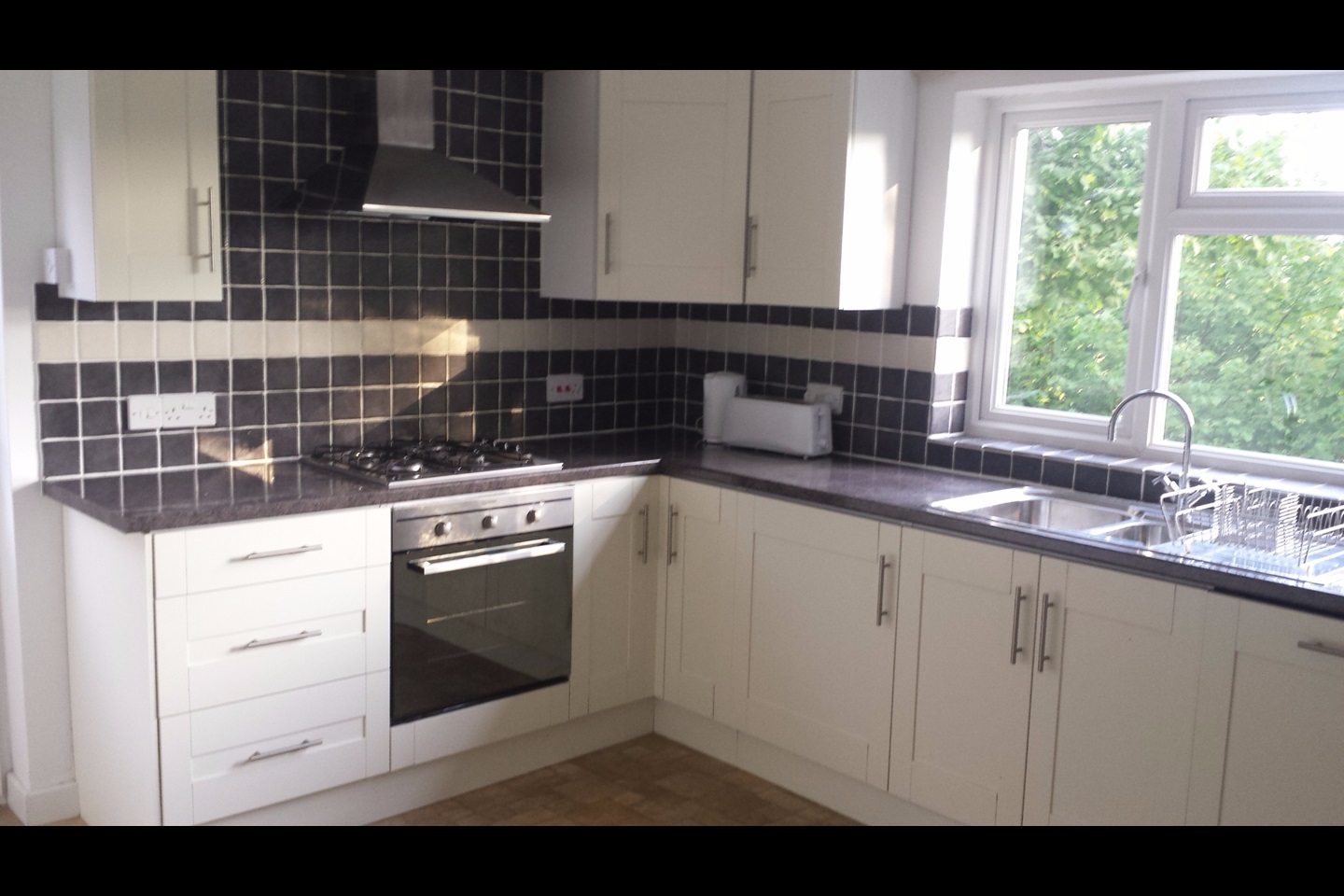 Additional image 8 of Room in a Shared House, Castle Road, SO18, N1 7GU