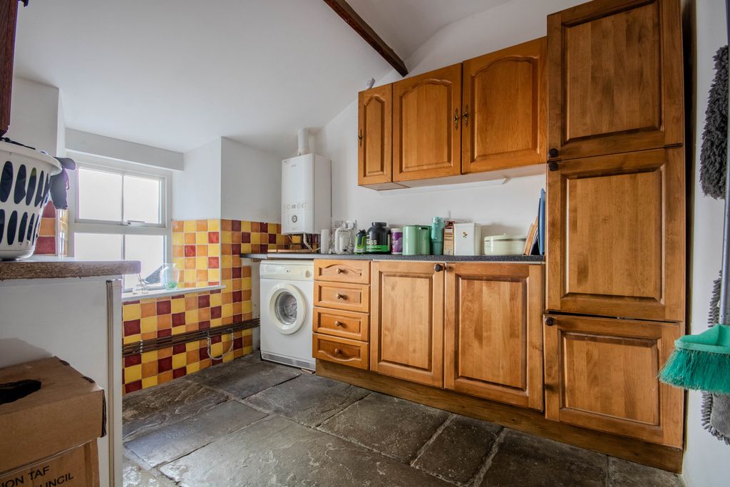 Additional image 8 of 5 bed villa for saleHigh Street, Pontyclun CF72