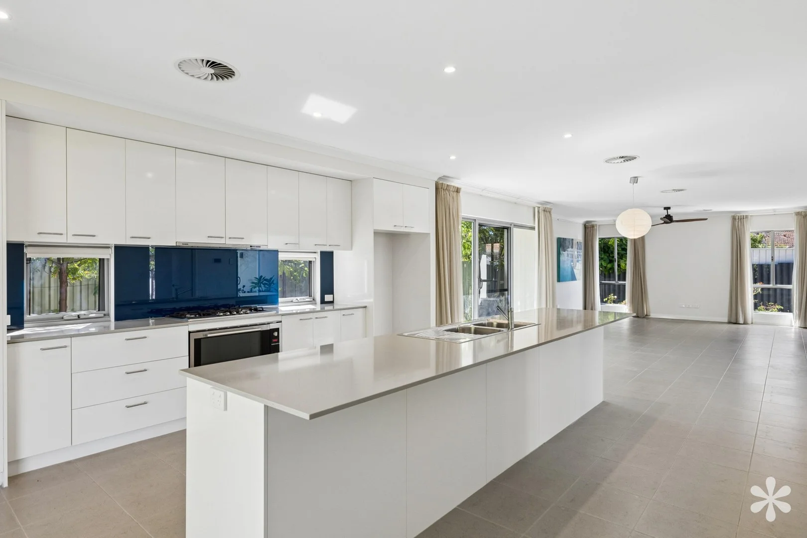 Additional image 3 of 17 Lurnea Place, Karawara WA 6152