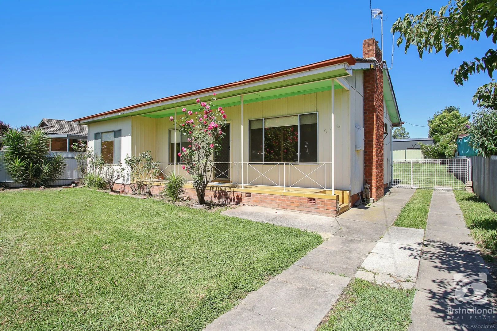 548 Moffatt Street, Lavington NSW 2641