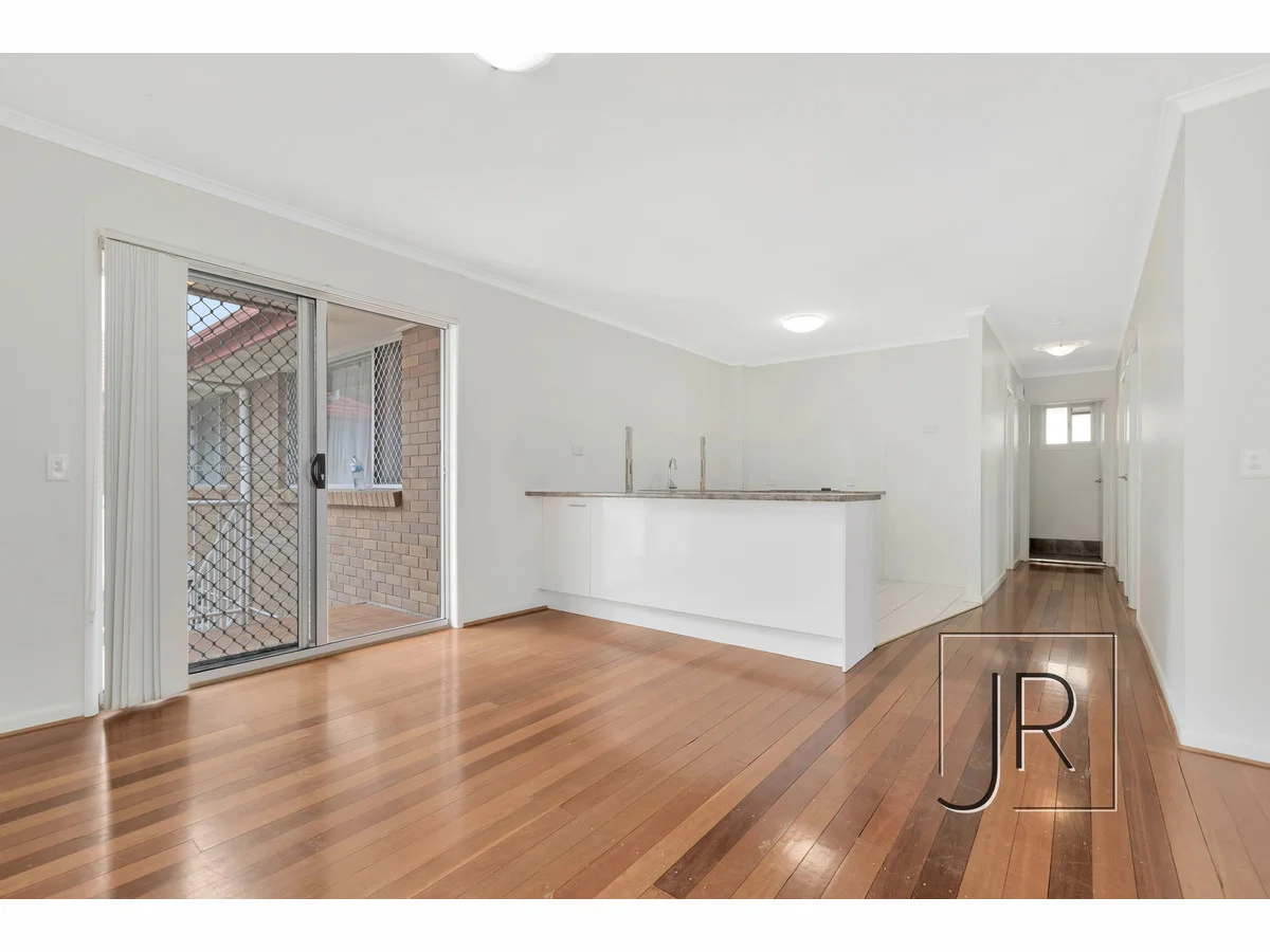 Additional image 2 of 4/11 Illawong Street, Surfers Paradise QLD 4217