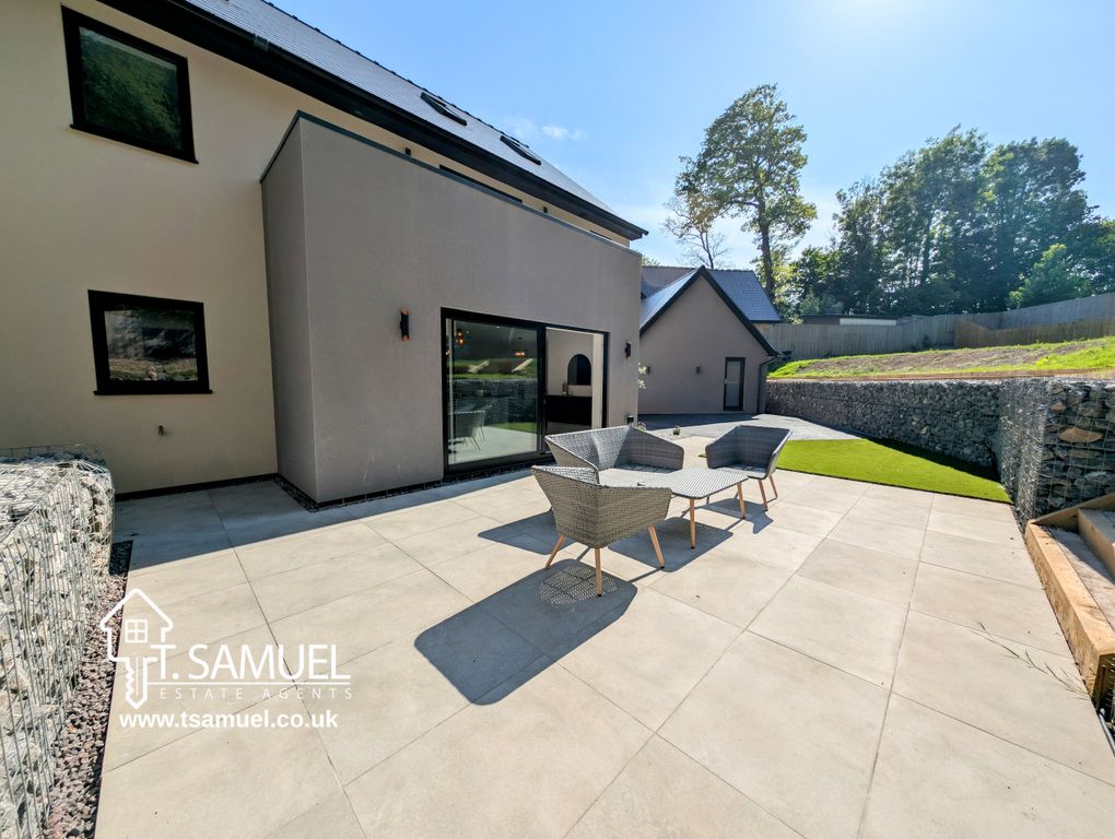 Additional image 81 of 5 bed detached house for saleThe Oaks, Trem Y Dyffryn, Mountain Ash CF45