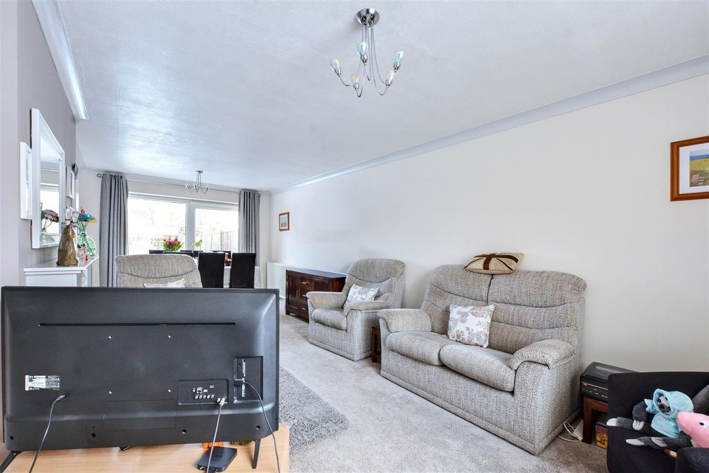 Additional image 6 of 4 bed semi-detached house for saleHolkham Avenue, Chilwell, Nottingham NG9