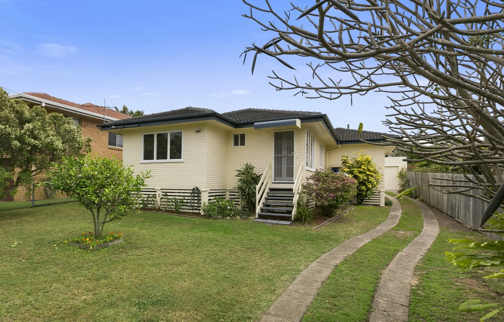 17 Tamaree Avenue, Wynnum QLD 4178