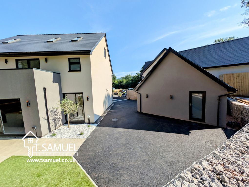 Additional image 79 of 5 bed detached house for saleThe Oaks, Trem Y Dyffryn, Mountain Ash CF45