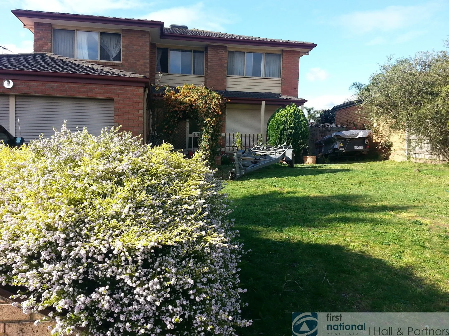 3 Huxley Crescent, Endeavour Hills VIC 3802