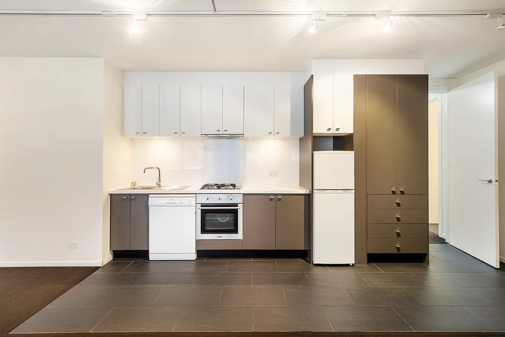 Additional image 3 of 2/56 Princess Street, Kew VIC 3101