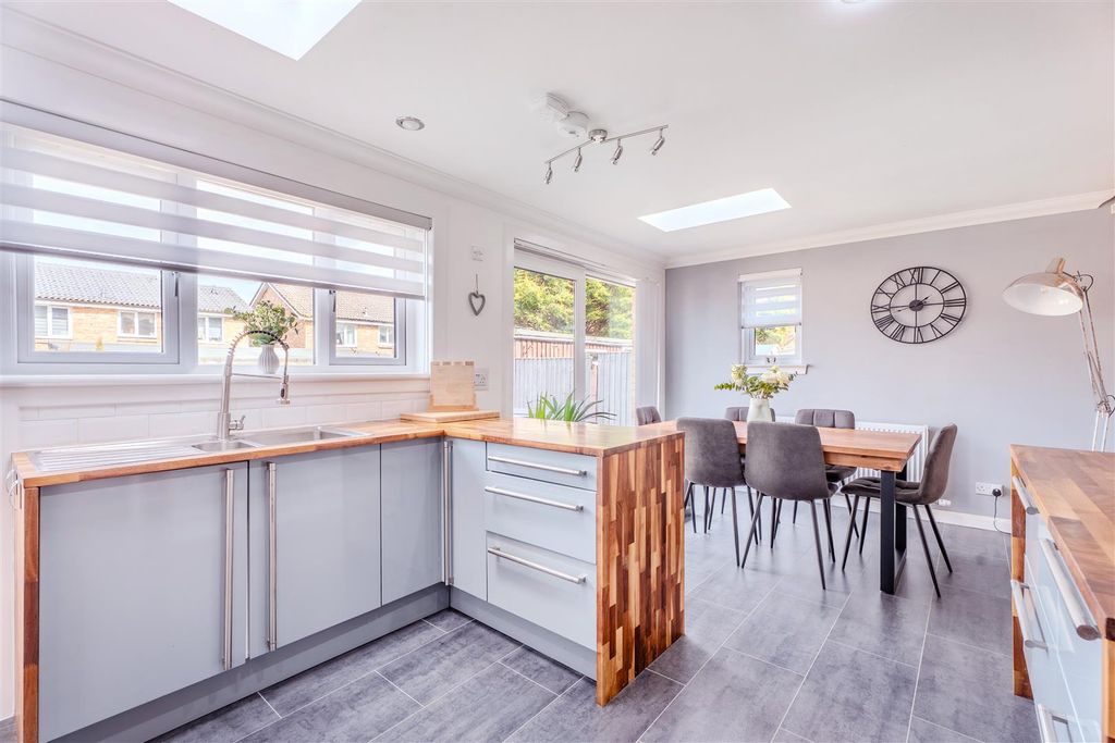 Additional image 9 of 3 bed detached house for saleSilver Firs, Motherwell ML1