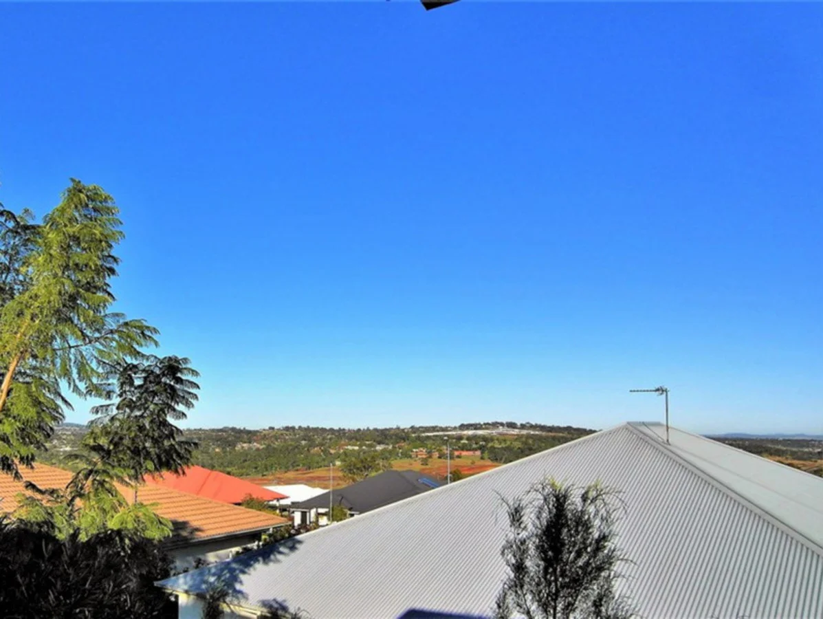 Additional image 5 of 5 Dodson Crescent, Mount Kynoch QLD 4350