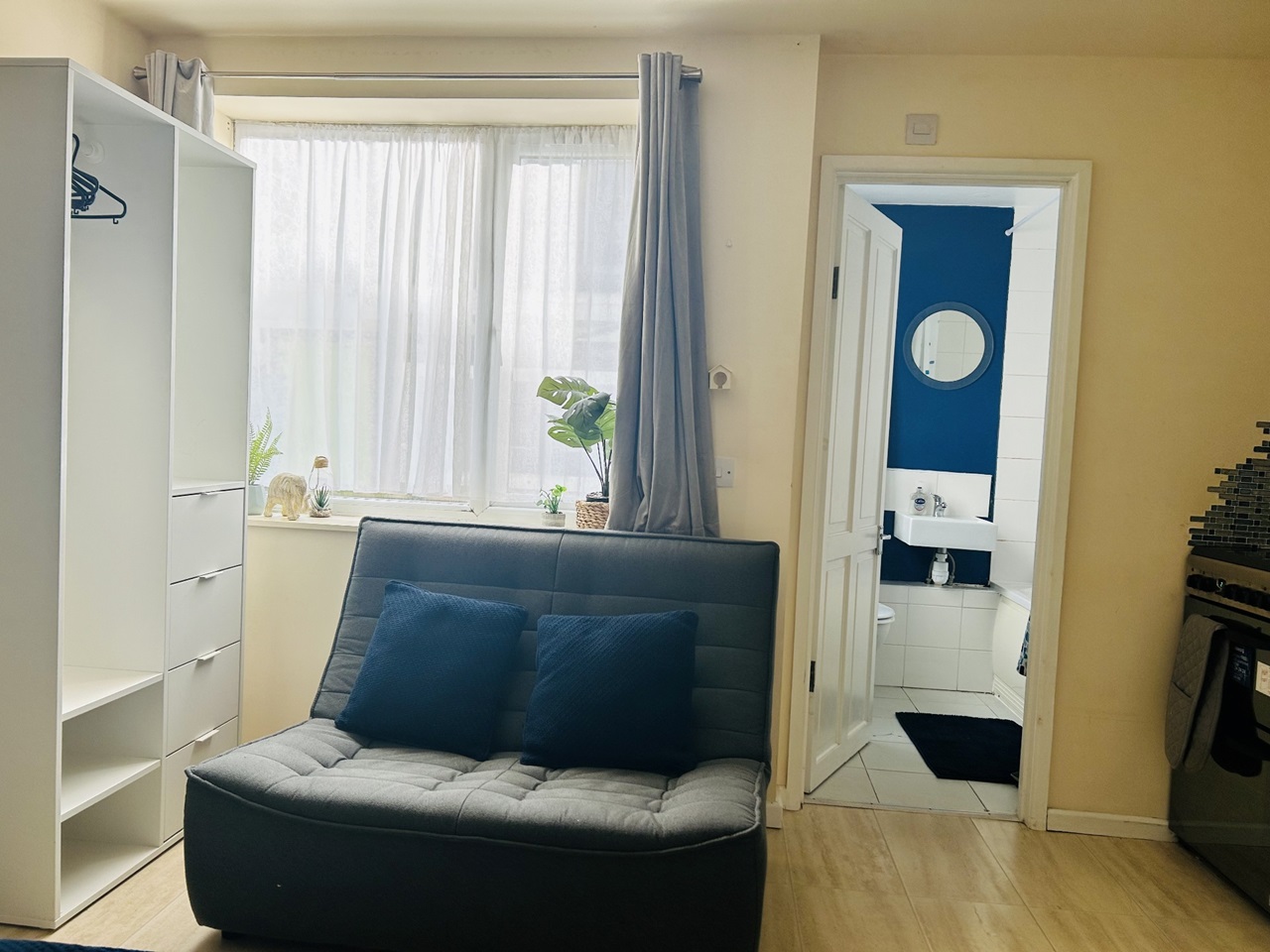 Studio Flat, Baker Street, BN1, N1 7GU photo 4