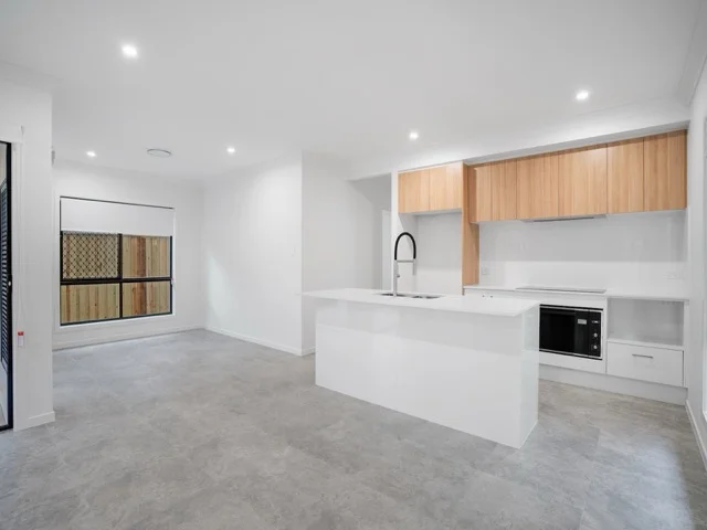 Additional image 4 of 105 Endeavour Circuit, South Maclean QLD 4280