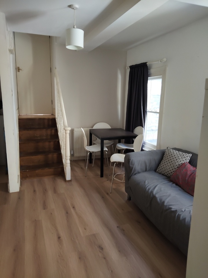 2 Bed Flat, Landor Road, SW9, N1 7GU photo 3
