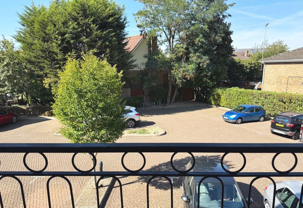 Additional image 5 of 2 bed flat for saleAlbany Place, Egham, Surrey TW20