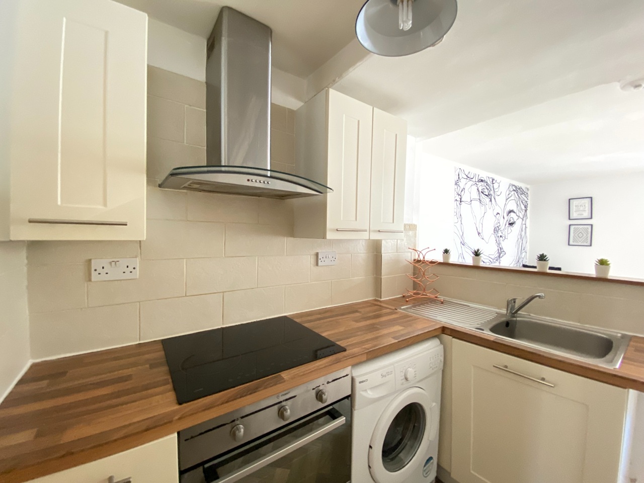 1 Bed Flat, Humberstone Gate, LE1, N1 7GU photo 5