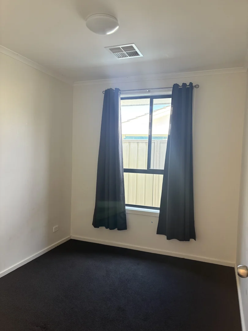 Additional image 14 of 19 Acacia Road, Morphett Vale SA 5162