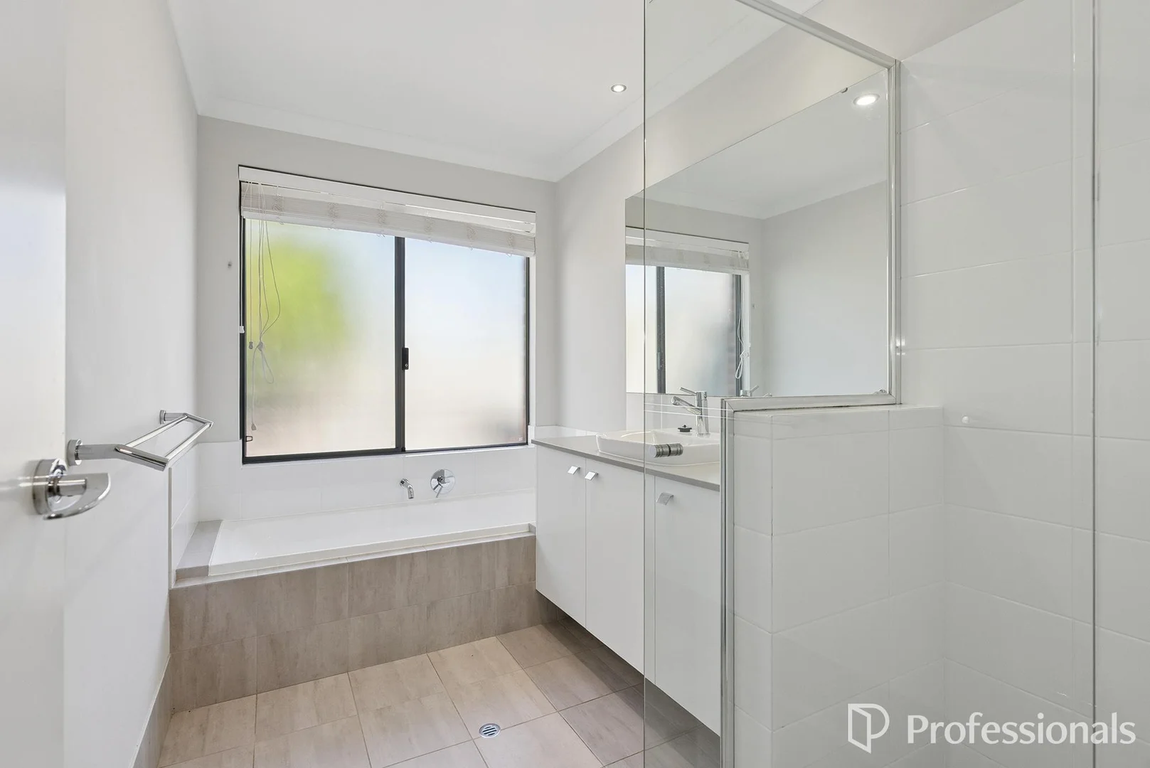 Additional image 12 of 13 Eurythmic Road, Byford WA 6122