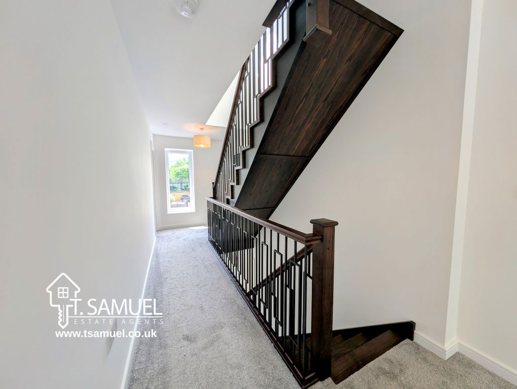 Additional image 29 of 5 bed detached house for saleThe Oaks, Trem Y Dyffryn, Mountain Ash CF45