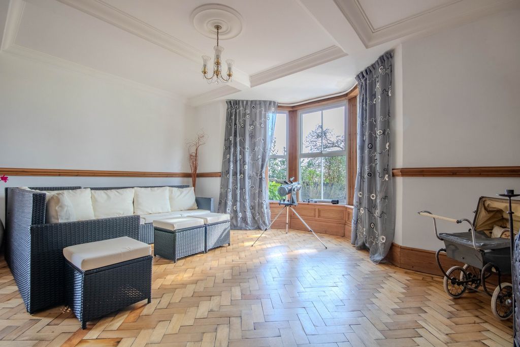 Additional image 11 of 5 bed villa for saleHigh Street, Pontyclun CF72