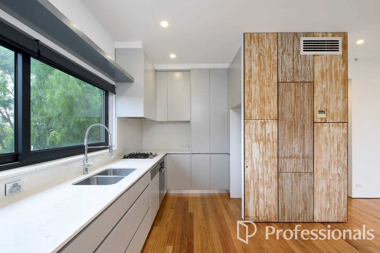 Additional image 4 of 202/333 Ferrars Street, South Melbourne VIC 3205
