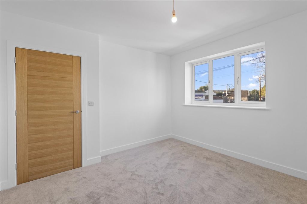 Additional image 12 of 3 bed detached house for saleLodway Gardens, Pill, Bristol BS20