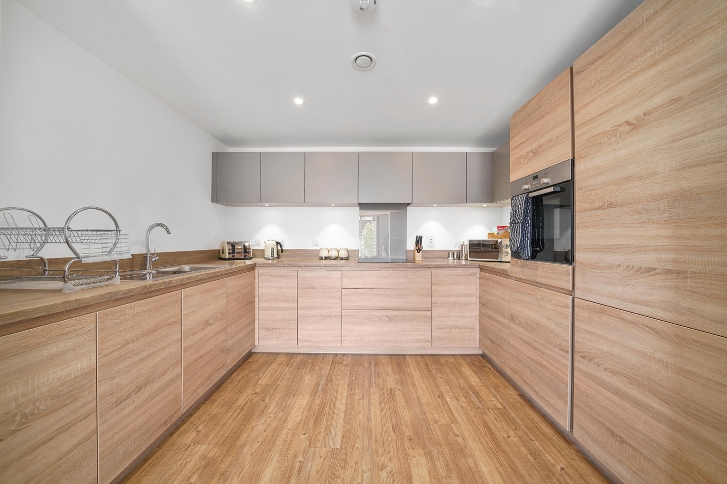 Additional image 15 of 2 Bed Flat, Kennet House, RG1, N1 7GU