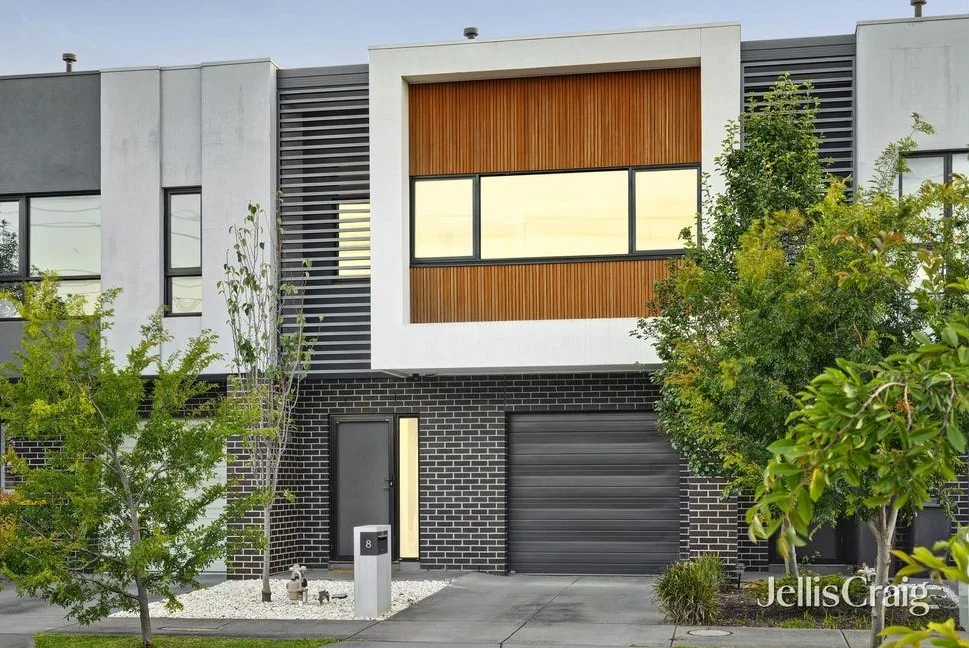 8 Livingstone Circuit, Mulgrave VIC 3170