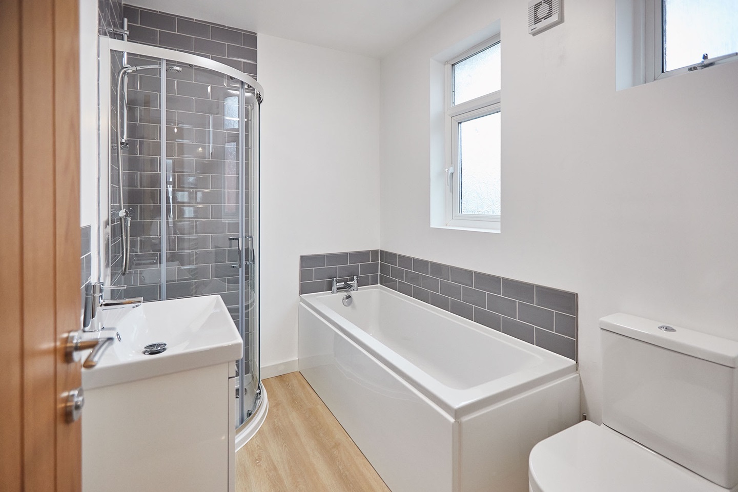 Additional image 7 of 5 Bed Semi-Detached House, Elfleda Road, CB5, N1 7GU