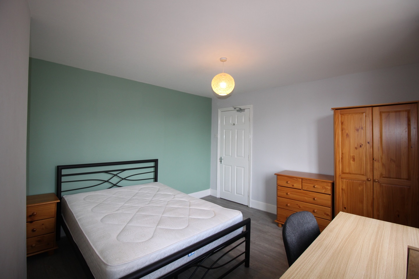 Additional image 3 of 8 Bed Terraced House, Livingstone Road, SO14, N1 7GU