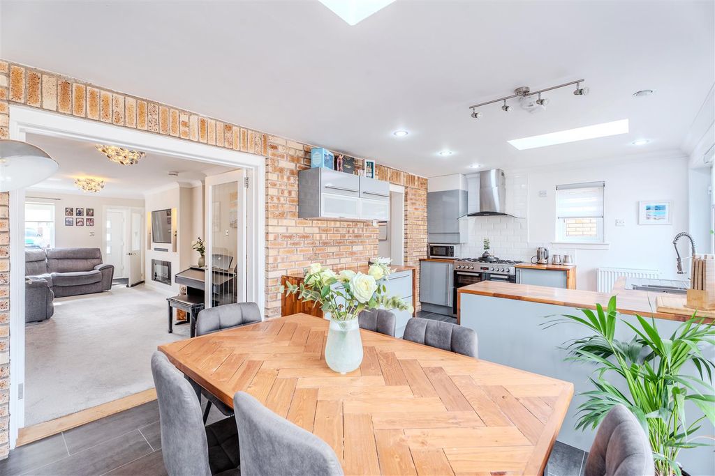 Additional image 13 of 3 bed detached house for saleSilver Firs, Motherwell ML1