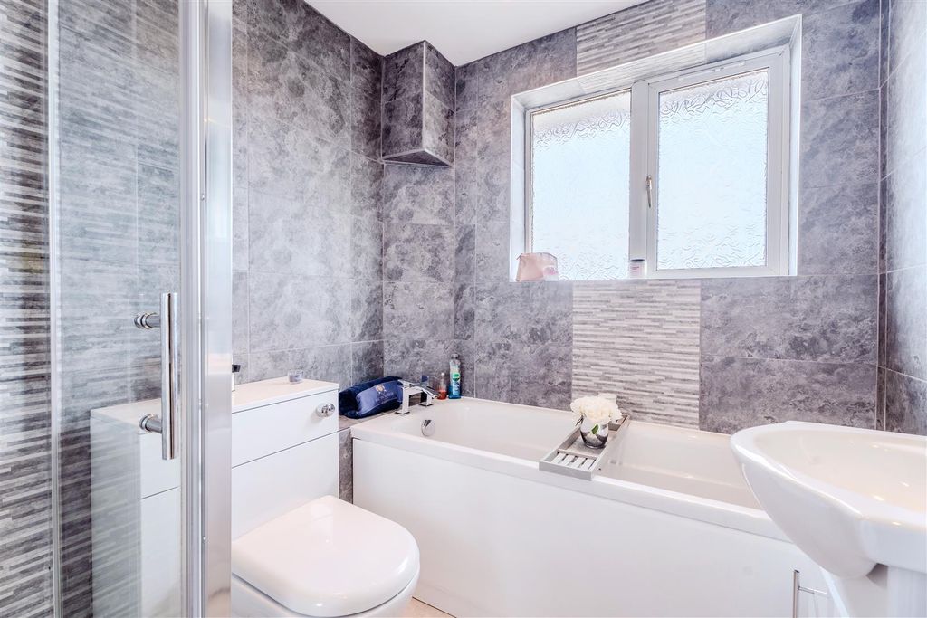Additional image 24 of 3 bed detached house for saleSilver Firs, Motherwell ML1