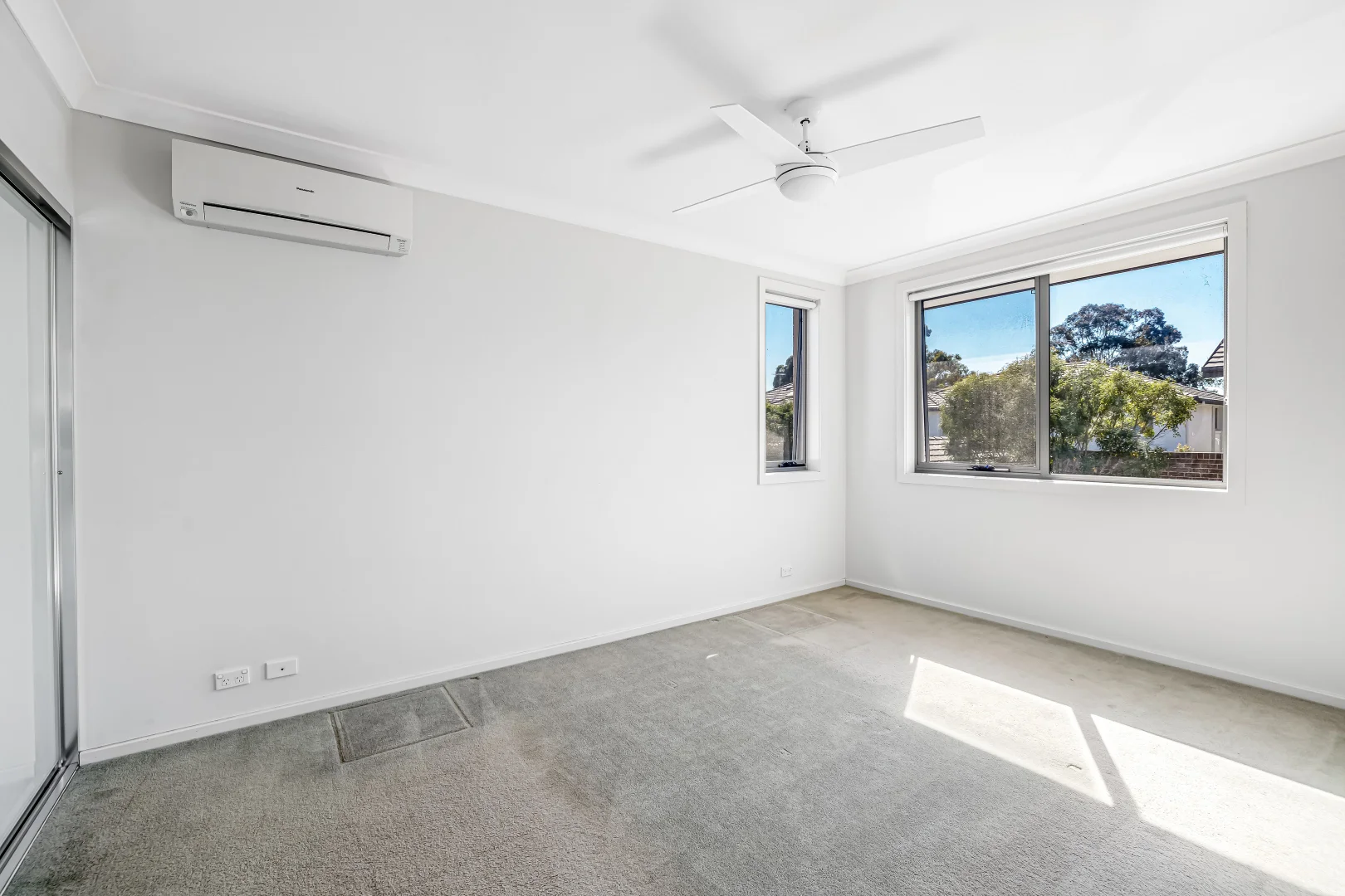 Additional image 4 of 10 Charolais Avenue, Elizabeth Hills NSW 2171