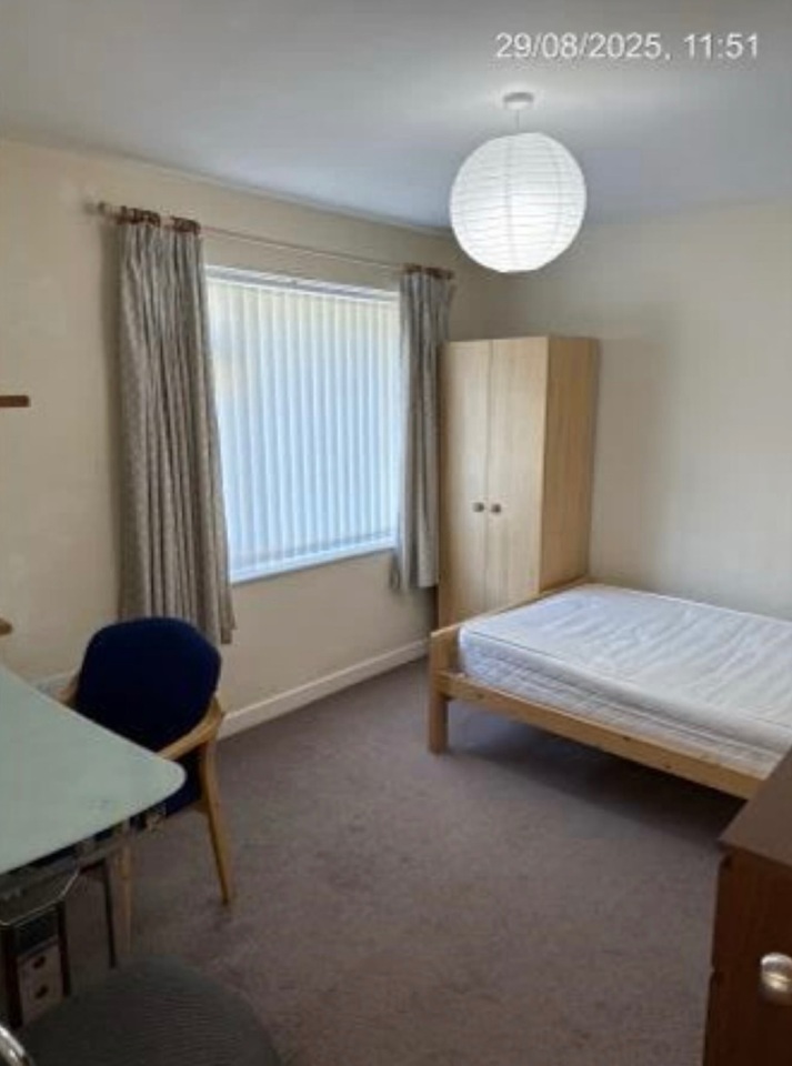 Room in a Shared House, Isfield Road, BN1, N1 7GU photo 2