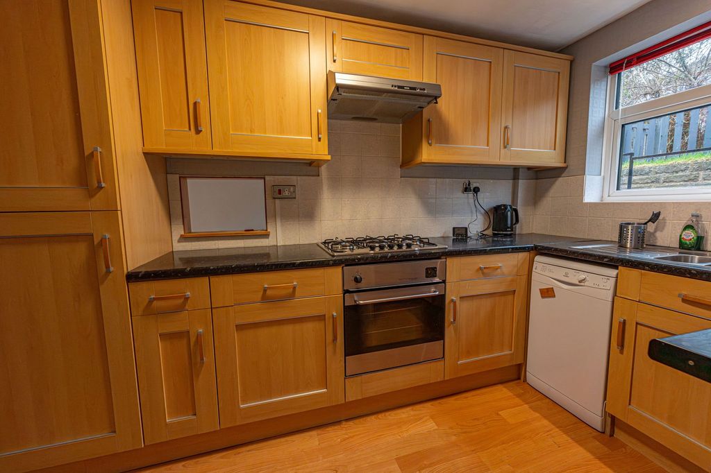 Additional image 3 of 3 bed semi-detached house for saleCastle Park Close, Newport NP20