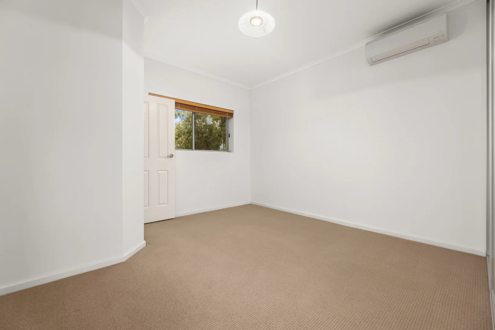 Additional image 12 of 82 Hilder Street, Weston ACT 2611