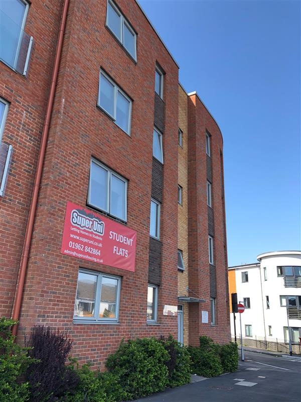 Additional image 9 of 4 Bed Flat, Mulberry Court, SO14, N1 7GU