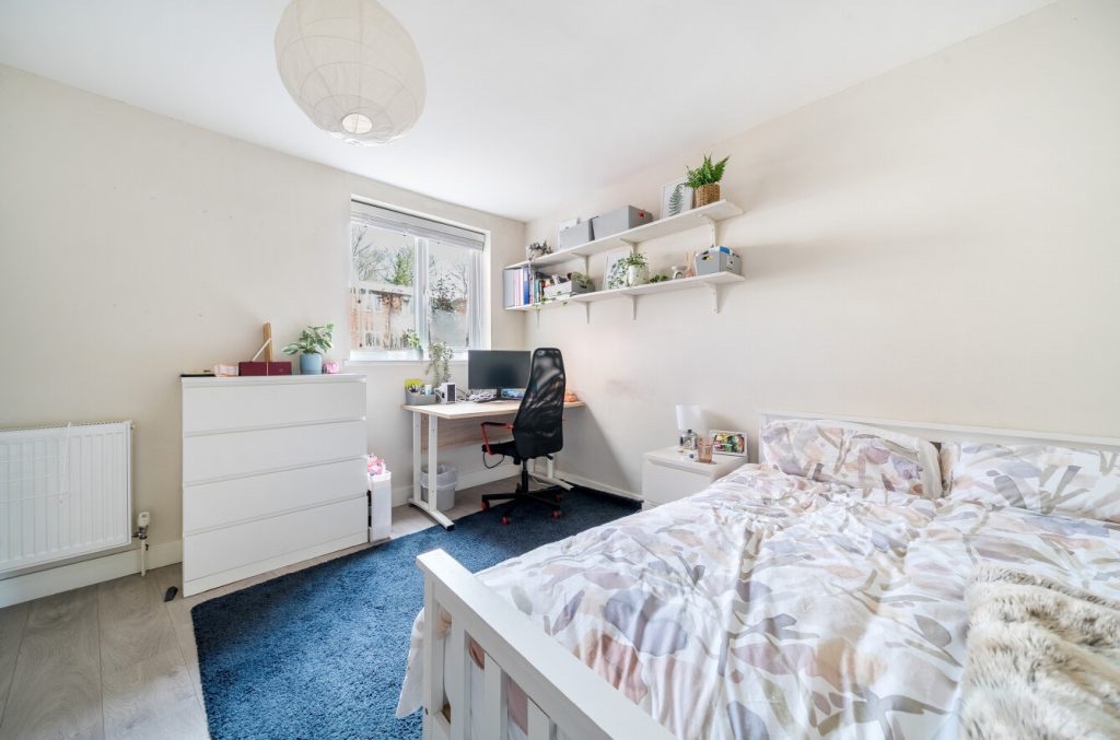 Additional image 8 of 5 Bed End Terrace, Thackeray Road, SO17, N1 7GU