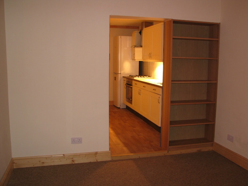 Additional image 3 of 2 Bed Flat, Wantage Road, RG30, N1 7GU